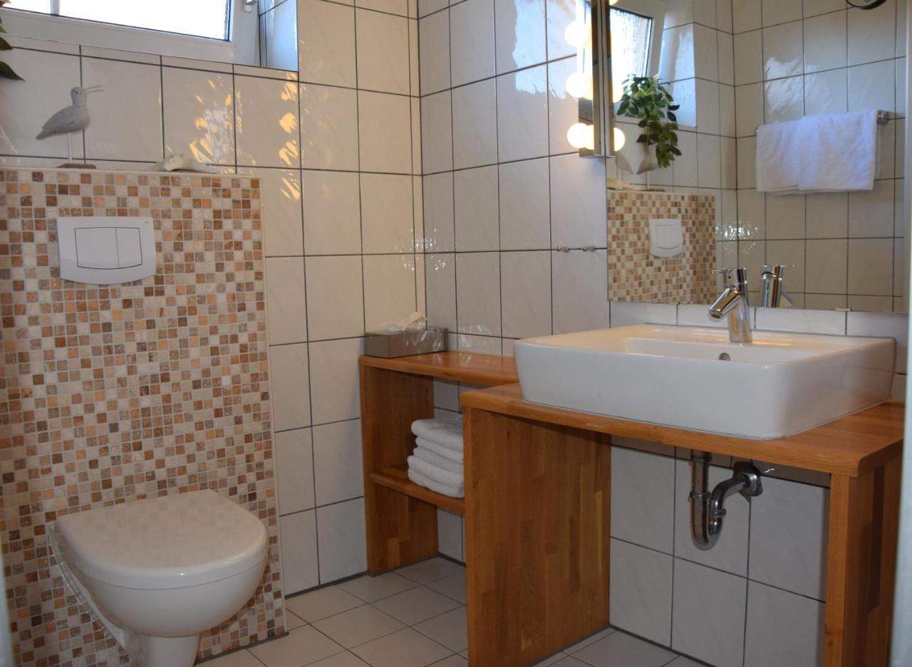 Haus Amrum 21**** 比苏姆 外观 照片